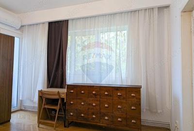 Apartament spatios cu centrala proprie de inchiriat in zona centrala - 1