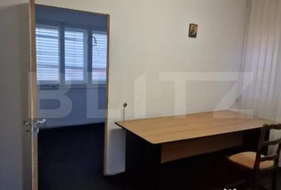 Casă cu 6 camere cu Teren 900 Mp în Girocului