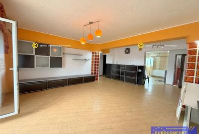 3 camere str.Siderurgistilor Casa Rosie bloc din 2002