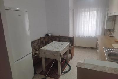 Dau in chirie ap 2camere - 1