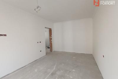 Casa insiruita cu 3 camere,  90 mp utili si teren de 300 mp, zona Giroc - 10