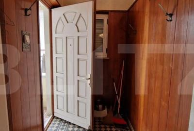 Casă cu 4 camere cu Teren 122 Mp în Democrației - 2