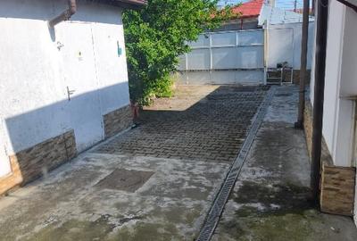 Casă individuală cu 3 camere cu Canalizare în Rahova - 9