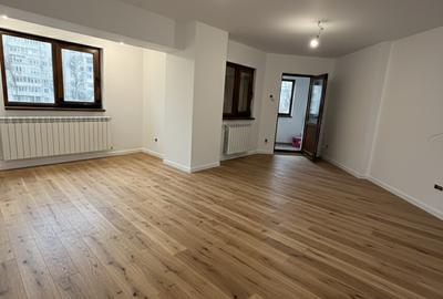 Apartament cu 3 camere decomandat în Boema - 2