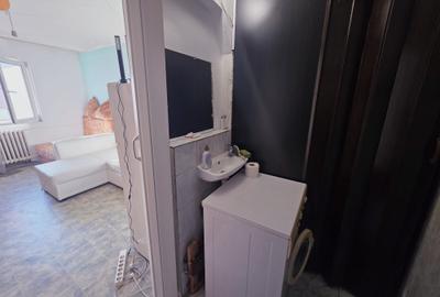 Garsonieră semidecomandată în Uzina 2 - 6