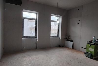 Apartament cu 4 camere semidecomandat în Armeneasca - 8