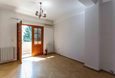 Casă individuală cu 16 camere cu Canalizare în Aviației - 26