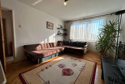Apartament cu 3 camere semidecomandat, mobilat în 1 Decembrie 1918