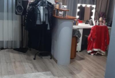 Apartament cu 3 camere decomandat în Sârbi