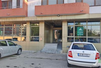 Spatiu comercial, stradal, parter de bloc si demisol, 800mp plus 600 mp teren li - 2