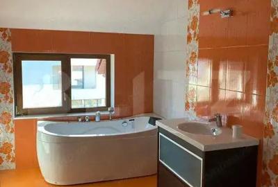 Casa de vanzare, cu 5 camere, 220 mp, zona Unirea - 15