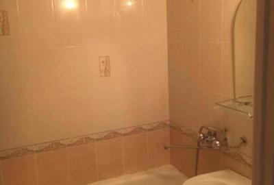 Garsonieră în Titan