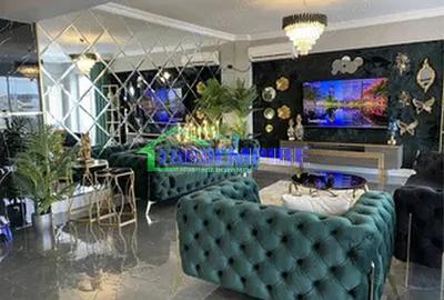 Apartament cu 4 camere decomandat în Central - 9