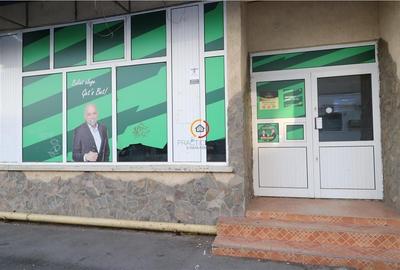 400 mp de inchiriat , afacere,birouri, depozite - 1