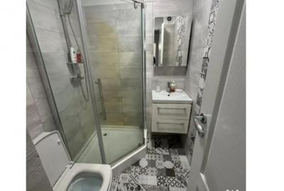 Apartament cu 3 camere decomandat în Tineretului