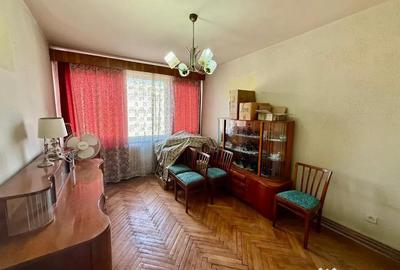 Apartament cu 3 camere decomandat în Tudor - 7