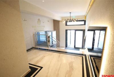 Bloc nou - prima - langa Universitatea Bacovia- 2 camere - - 15