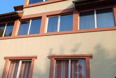 Casă cu 4 camere în Exterior Vest - 5