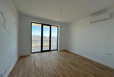Apartament cu 2 camere semidecomandat în Sisești