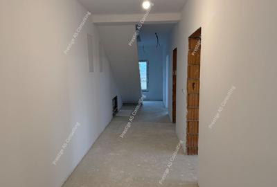 Duplex cu 4 camere cu Canalizare în Giarmata - 24