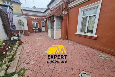 Casă cu 4 camere cu Teren 158 Mp în Central - 10