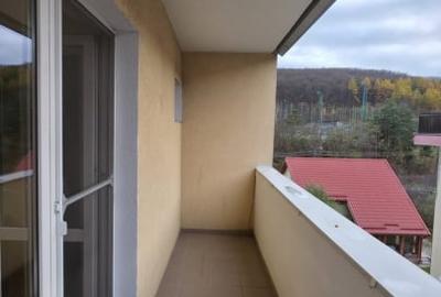 Apartament cu 2 camere semidecomandat, Str. Hameiului 3 - 8