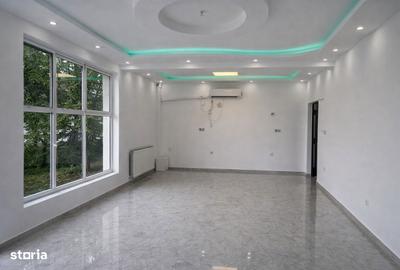 Spațiu comercial, de 100 mp, în Pârneava - 2