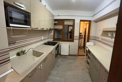 Apartament cu 3 camere decomandat în Ultracentral - 2