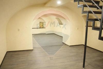 Spațiu comercial, de 51 mp, în Ultracentral - 8
