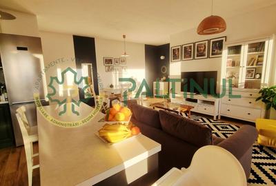 Apartament 3 camere de vânzare – etaj 3, mobilat, terasă cu priveliște – Cartier - 3