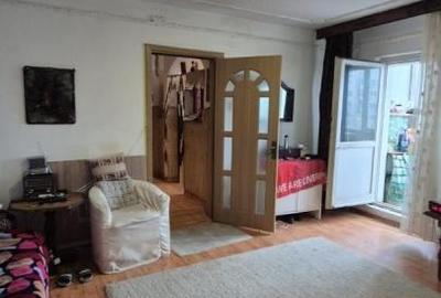 4 Camere Crangasi , Bloc 1990 - 1