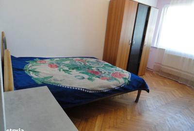 Apartament cu 2 camere decomandat în Romanilor - 12