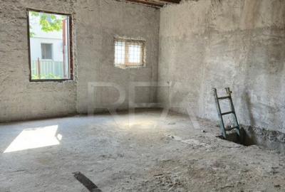 Casa + Curte 1 Mai - 26