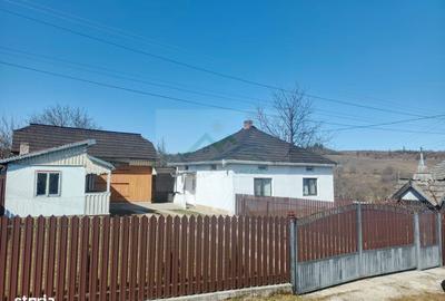 Casă cu 4 camere în Mălini - 16