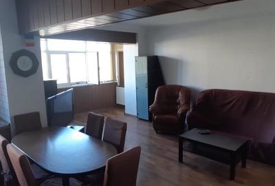 Apartament cu 4 camere decomandat în Central - 8