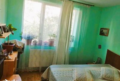 Apartament cu 3 camere decomandat în Far - 7