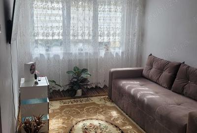 Apartament cu 2 camere semidecomandat în Gemenii
