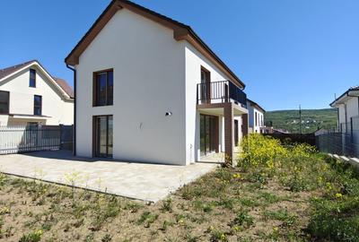 Casă individuală cu 4 camere cu Canalizare în Chinteni - 4