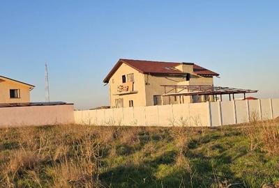 Veterani , teren imprejmuit - 3