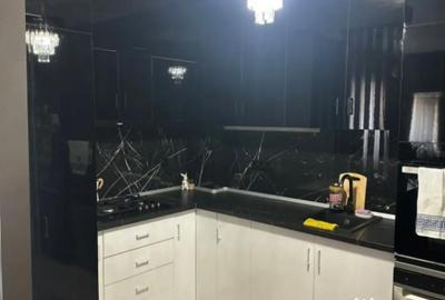 Apartament cu 3 camere decomandat în Titulescu - 9