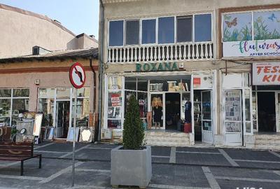 Spațiu comercial, de 100 mp, în Central - 4