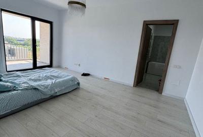 Apartament cu 3 camere decomandat în Rahova - 11