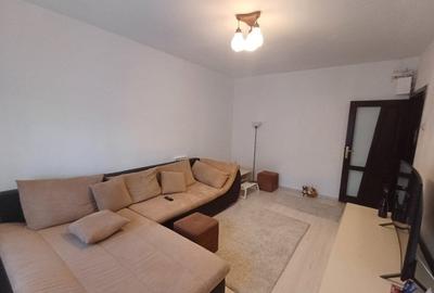 Apartament 3 camere si 2 bai, zona Pacurari - Posta, Iasi