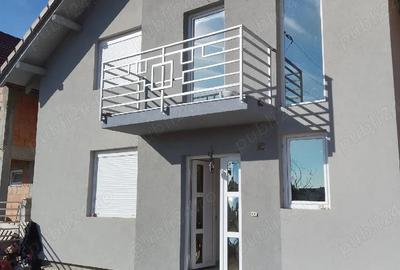 Casă cu 5 camere cu Teren 400 Mp în Caransebeș - 1