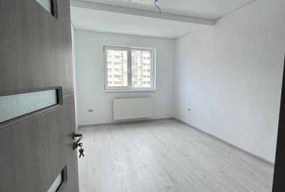 Apartament cu 3 camere decomandat în Militari - 6