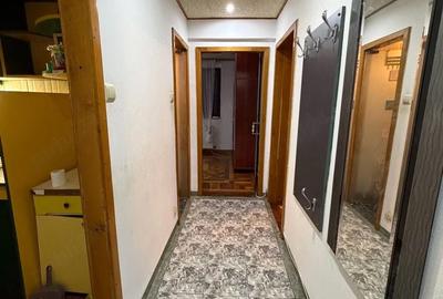 Apartament cu 2 camere decomandat în Central - 4