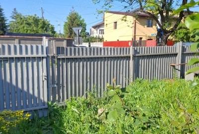 Bucurestii Noi Vând casa bătrânească 3 cam  toate utilitățile curte proprie 140m - 2