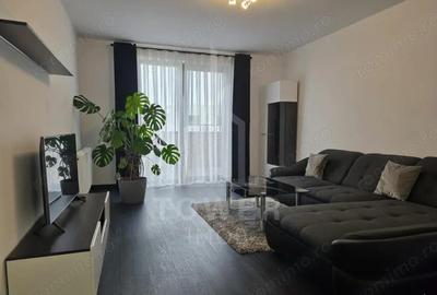 Apartament cu 4 camere decomandat, mobilat în Central