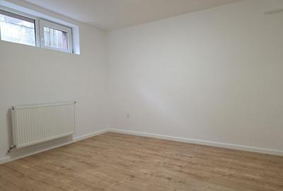 Apartament 3 camere, etaj 2, zona Craiovei Pite?ti - 3