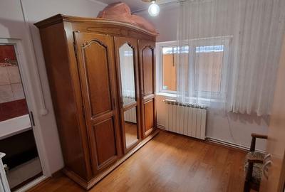 Casă cu 4 camere cu Canalizare în Dacia - 15